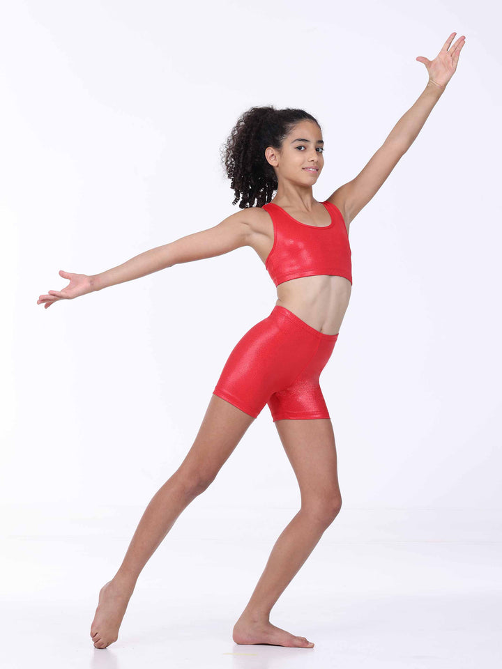 Brassière y short de gymnastique rojo – tissu elástico effet brillant.