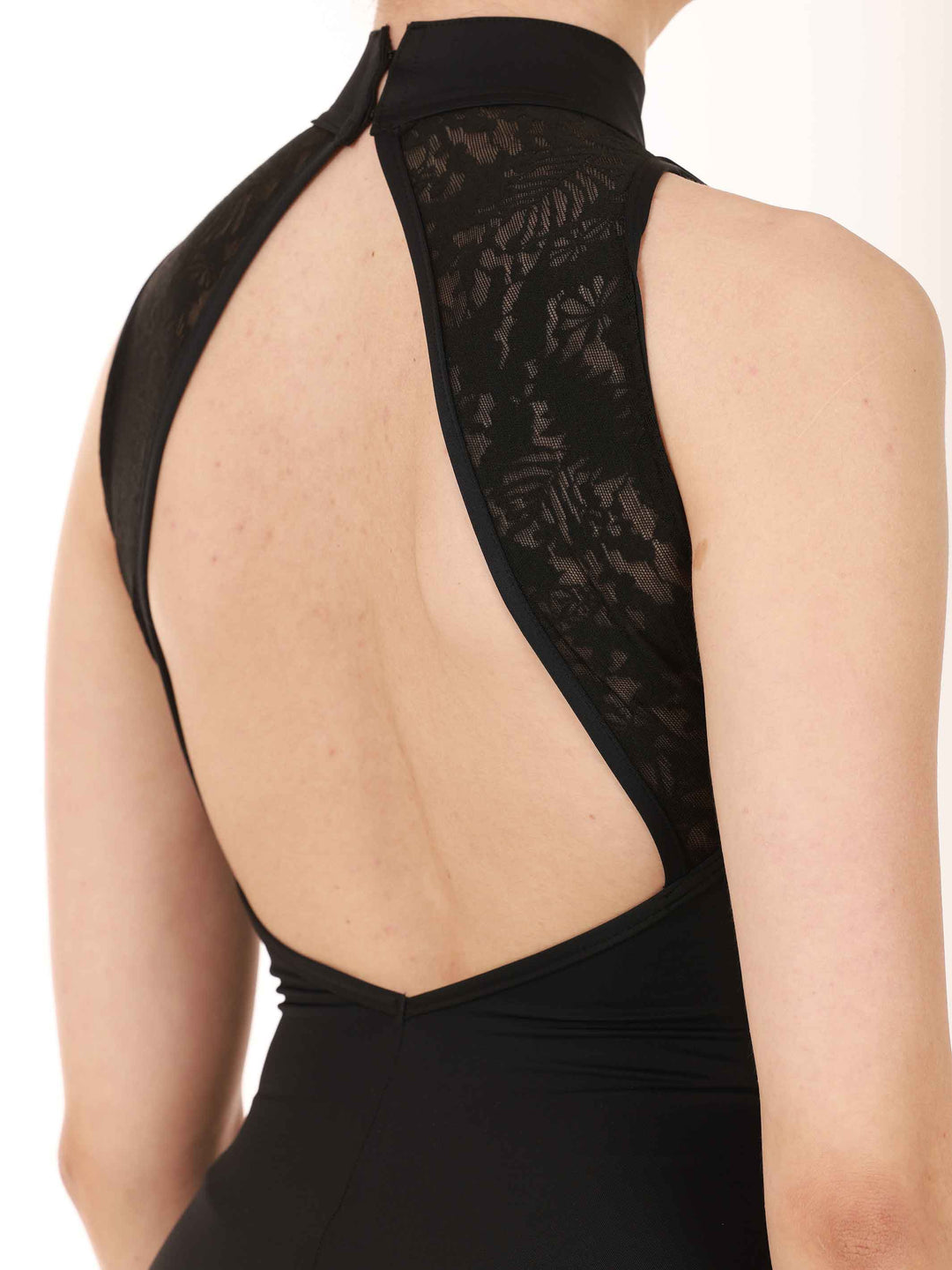 Maillots de ballet para mujer, haut col en encaje et espalda abierta, couleur negro, elegante et raffiné pour la ballet - gros plan de la vue arrière