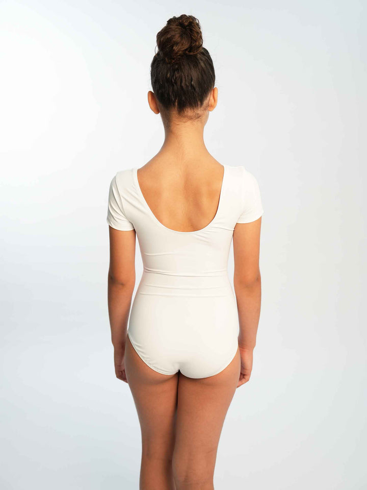Maillots de ballet à mangas cortas para niña, style classique et sobre, encolure arrondie et dos dégagé, parfait pour les clase quotidiens de ballet et les performances, couleur blanco - vue arrière