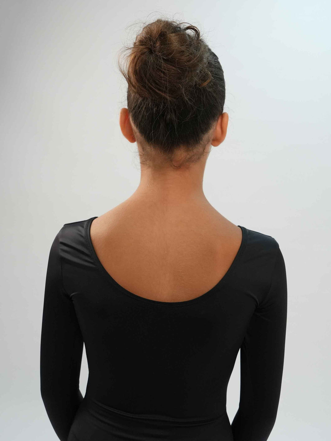 Maillots de ballet à mangas largas para niña, couleur negro, conçu pour le comodidad et la performance en ballet - vue arrière