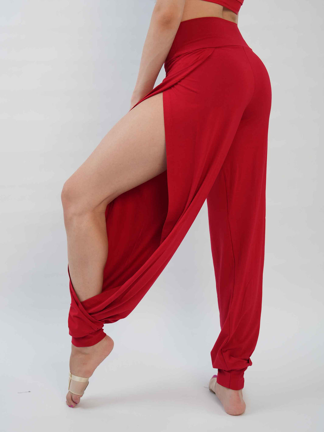 Pantalón de Jazz para mujer – coupe ample et fluido, jambes larges et taille haute, idéal pour le yoga, la danza moderna et contemporaine – couleur rojo - vue arrière