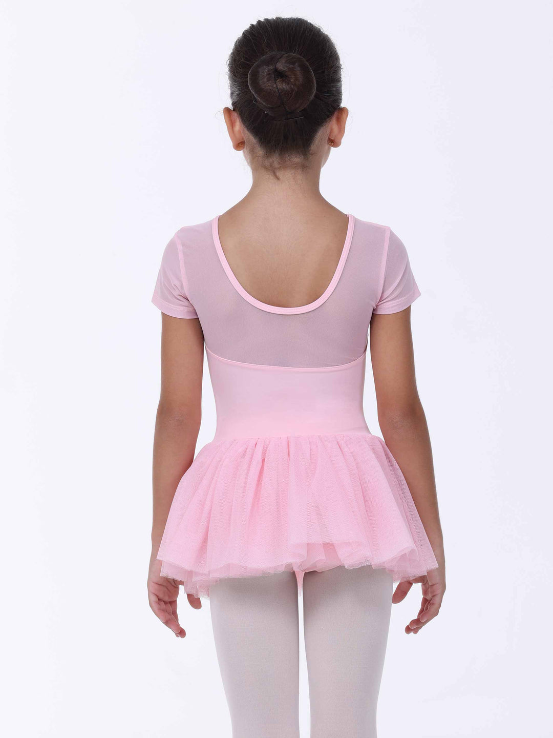 Vue de dos d’une vestido de danse rosa clair – dos arrondi y falda en tul léger.