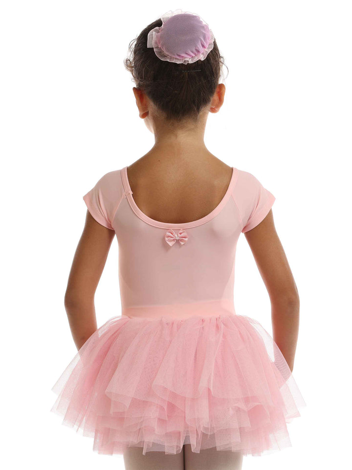 Vestido tutu ballet enfant à mangas cortas, plissée avec ruban au dos, encolure dégagée devant et derrière, couleur rosa clair - vue arrière